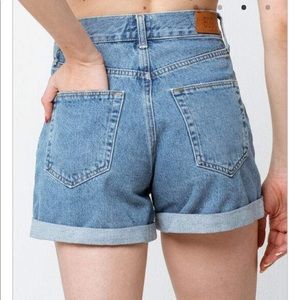 BDG High-Waisted Denim Jean Mom Short